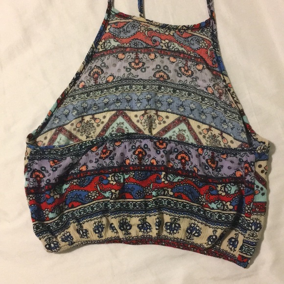 Funky halter top - Picture 3 of 3